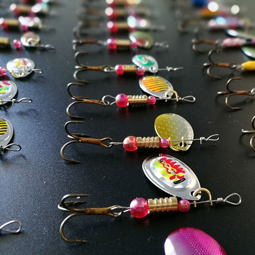 Spinnerbait Fishing Lures 30pcs – Heavy Duty Metal Spoon Jig Multi-Color Artificial Bait Set for Bass Trout Pike Musky, Saltwater & Freshwater Spinner Bait Kit for Men
