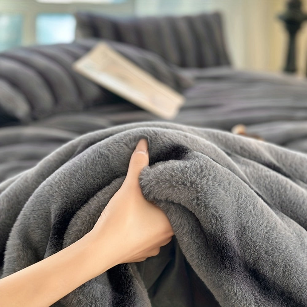 Double-Layer Faux Rabbit Fleece Blanket – 450-500gsm Thickened Soft Warm Throw for Bed, Couch & Travel, All Season, 3 Colors, 5 Sizes