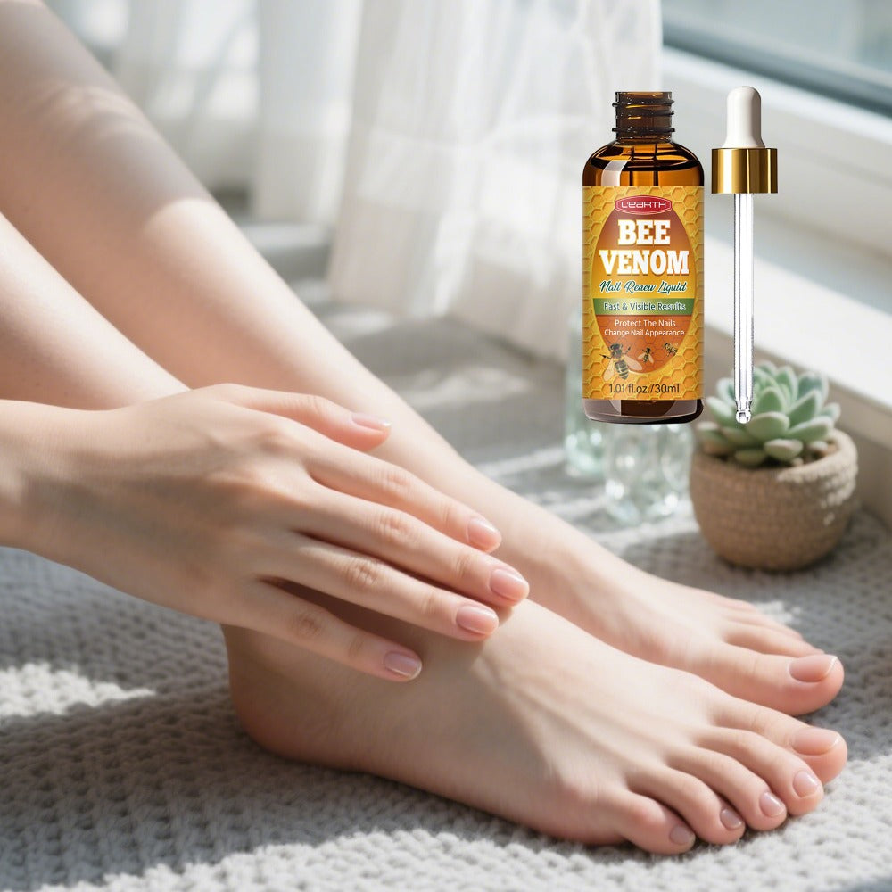 Toenail Repair Solution with Bee Venom Extra Strength Formula for Damaged Discolored Brittle Nails Nail Restoration Serum Visible Results in 7 Days 1.01 fl oz 30ml