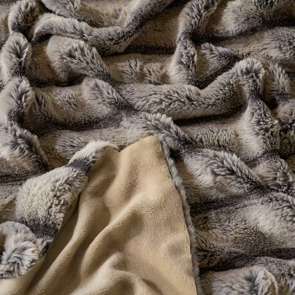 Double-Layer Faux Rabbit Fleece Blanket – 450-500gsm Thickened Soft Warm Throw for Bed, Couch & Travel, All Season, 3 Colors, 5 Sizes