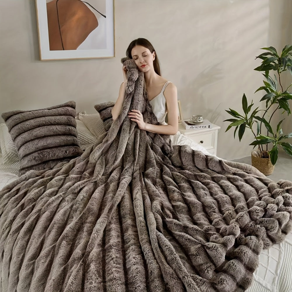 Double-Layer Faux Rabbit Fleece Blanket – 450-500gsm Thickened Soft Warm Throw for Bed, Couch & Travel, All Season, 3 Colors, 5 Sizes