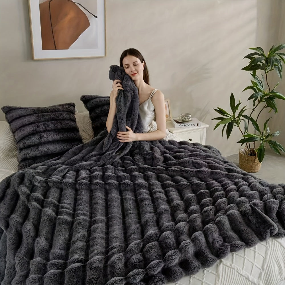 Double-Layer Faux Rabbit Fleece Blanket – 450-500gsm Thickened Soft Warm Throw for Bed, Couch & Travel, All Season, 3 Colors, 5 Sizes