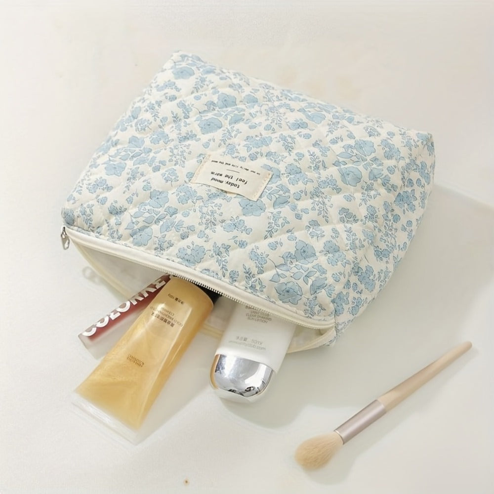 Quilted Makeup Bag Set 3 Pcs Floral Pattern Large Capacity Travel Cosmetic Organizer with Gold Zipper — Polyester Skincare Toiletry Pouch Blue Pink Peacock for Women