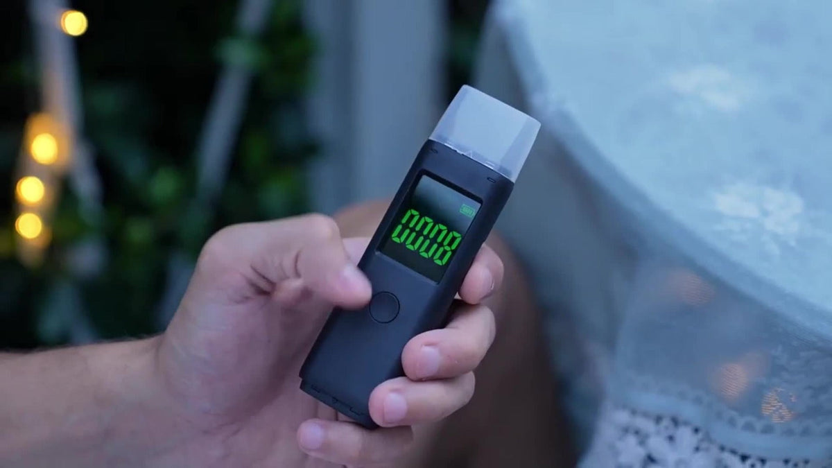 Breathalyzer Alcohol Tester 2-in-1 Rechargeable Dual Mode Blow Activated Digital BAC Tester for Personal Use Drunk Driving Prevention Portable Alcohol Meter