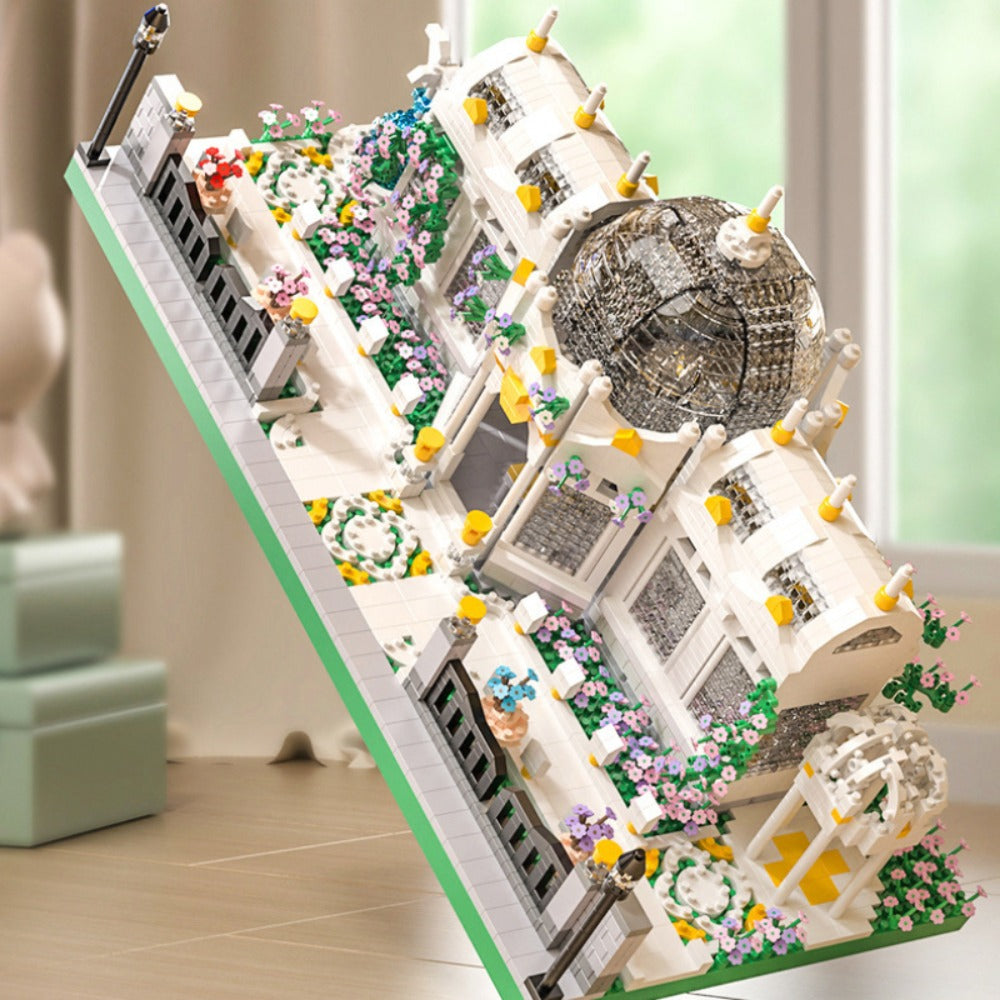 6700-Piece Garden Plaza Micro-Landscape Building Block Display Model