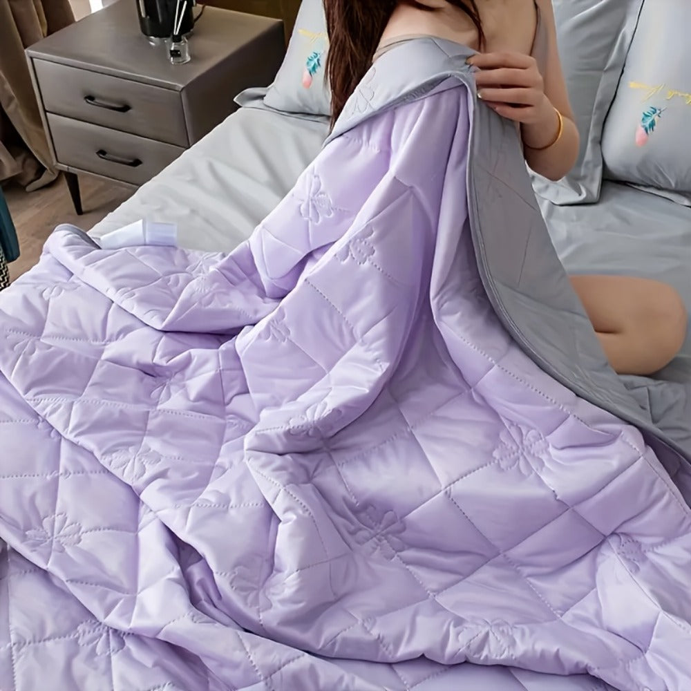 Cooling Blanket for Hot Sleepers – Lightweight Breathable Summer Comforter, Air-Cooled Moisture-Wicking Blanket for Adults, Queen & King Size