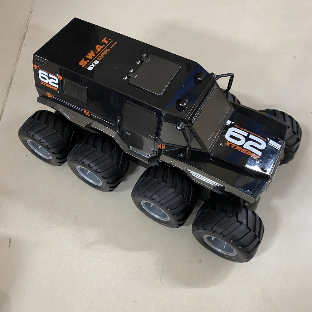 8-Wheel 4-Motor Amphibious RC Armored Truck for Land and Water