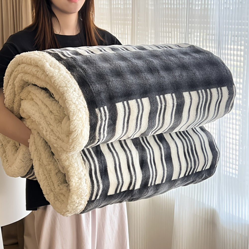 400-450gsm Heavyweight Flannel Blanket – Thick Warm Woven Throw for Bed, Sofa & Bedroom, Machine Washable, 16 Patterns, 4 Sizes
