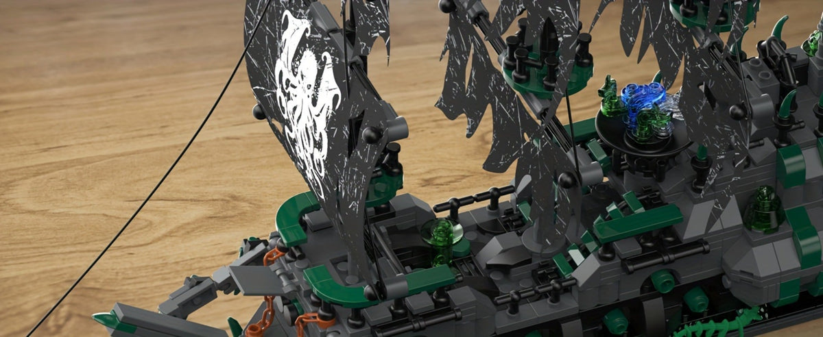 Pirate Ship Building Blocks, Flying Dutchman Ghost Ship Model 40001 with LED Lights