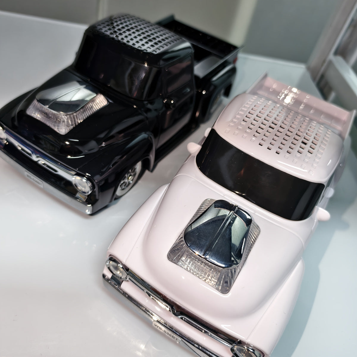 Car-Shaped Bluetooth Speaker with TWS Stereo Sound, Portable Wireless Mini Speaker USB FM TF AUX Compatible with Smartphones Tablets PC, Deep Bass Outdoor Speaker, Fun Holiday Gift for Car Enthusiasts Kids Men