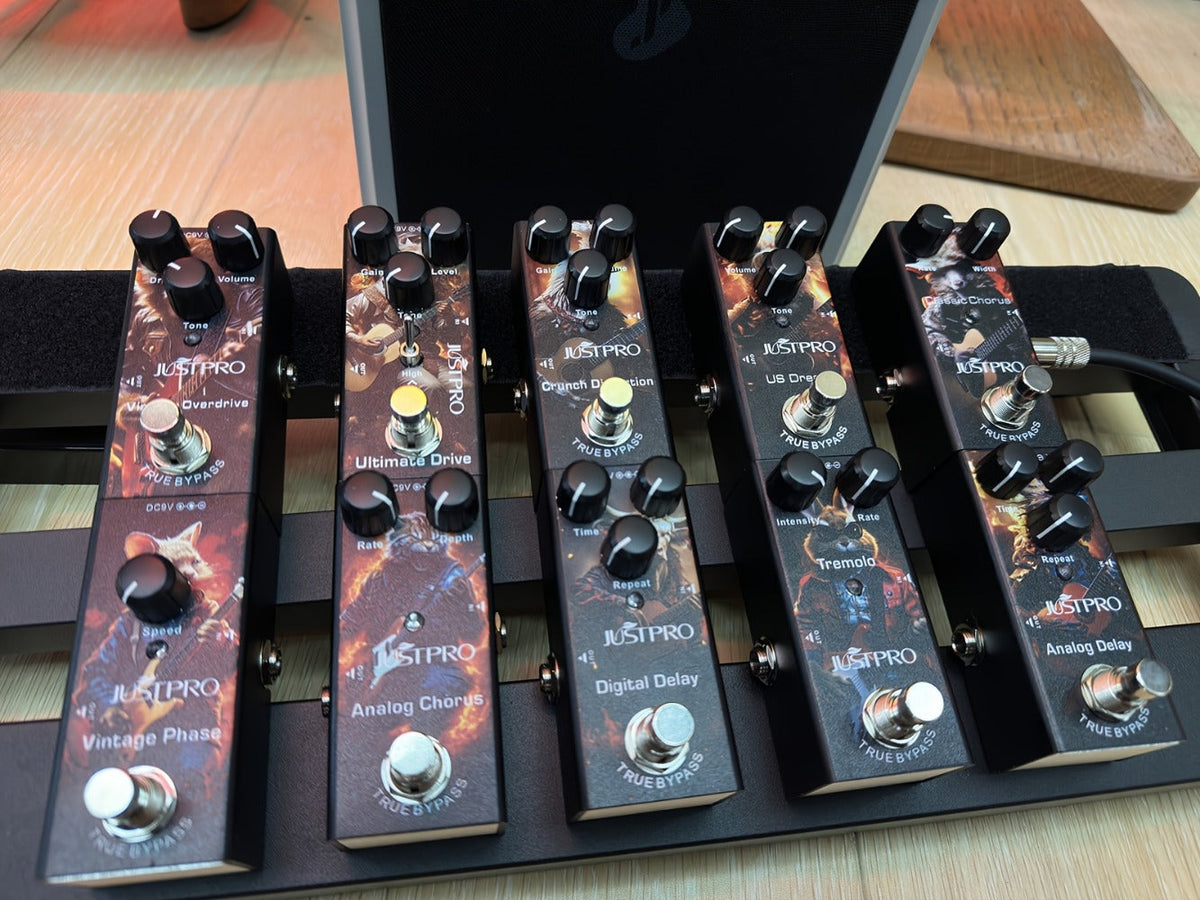 Guitar Effects Pedal, Crunch Distortion, True Bypass, Vintage for Electric Guitar Or Bass detail image - detail view 21